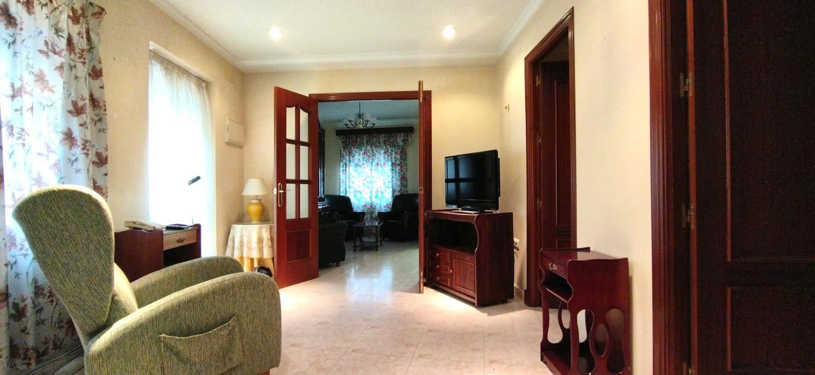 House or chalet for sale in El Puerto de Santa María  with Air Conditioner, Private garden and Storage room