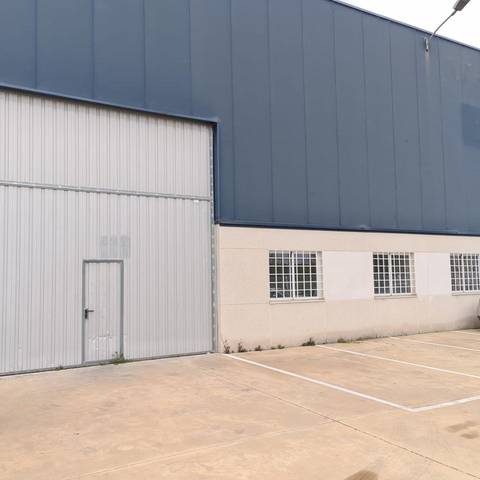 Nave industrial en Alquiler en Valdeavero