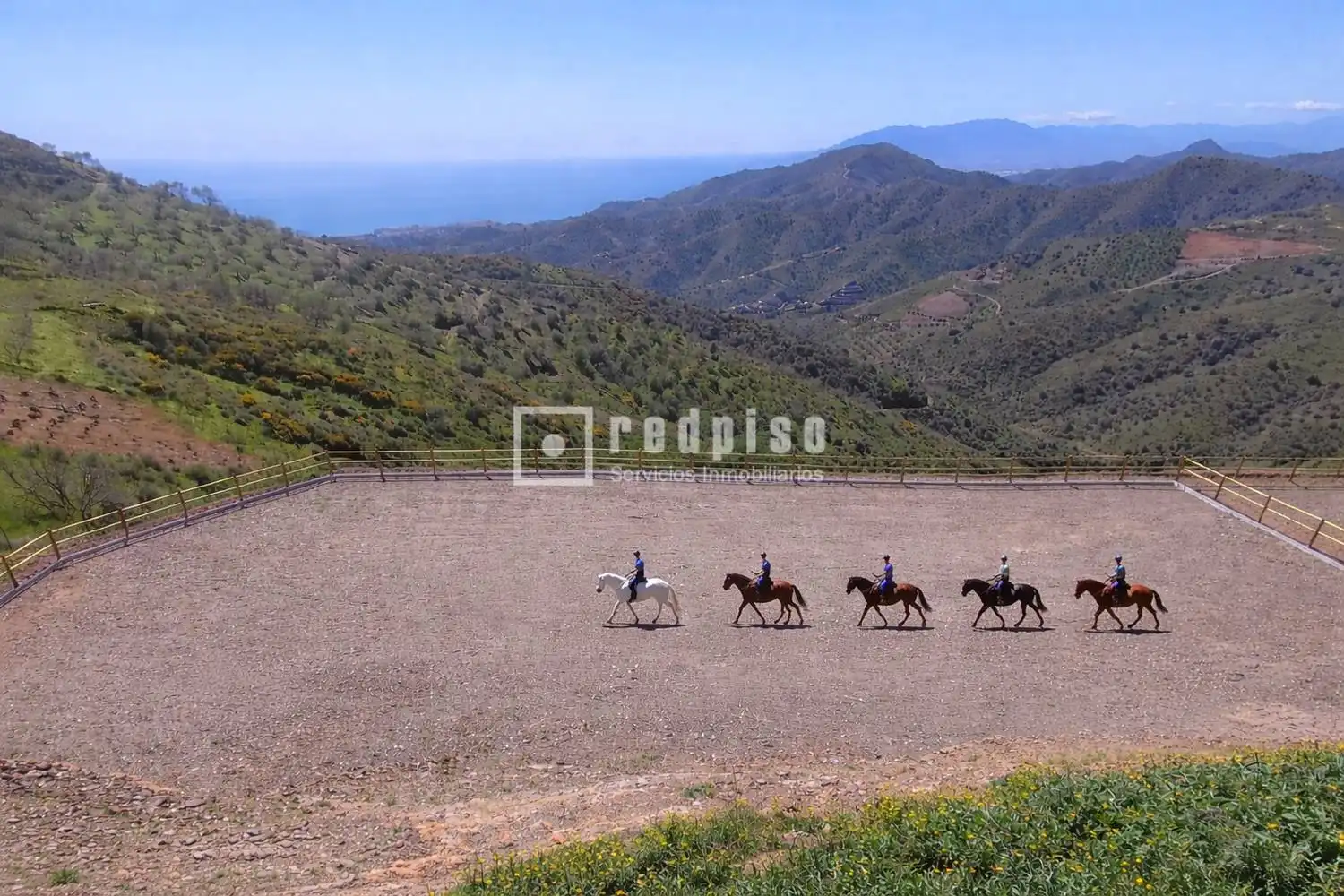 Außenansicht von Residential zur Miete in Moclinejo