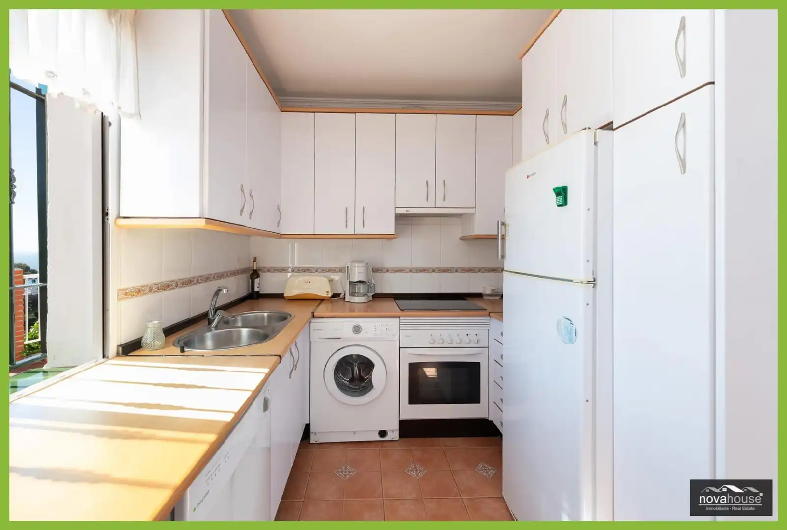 Cocina de Finca rústica en venta en Nerja con Aire acondicionado, Trastero y Piscina