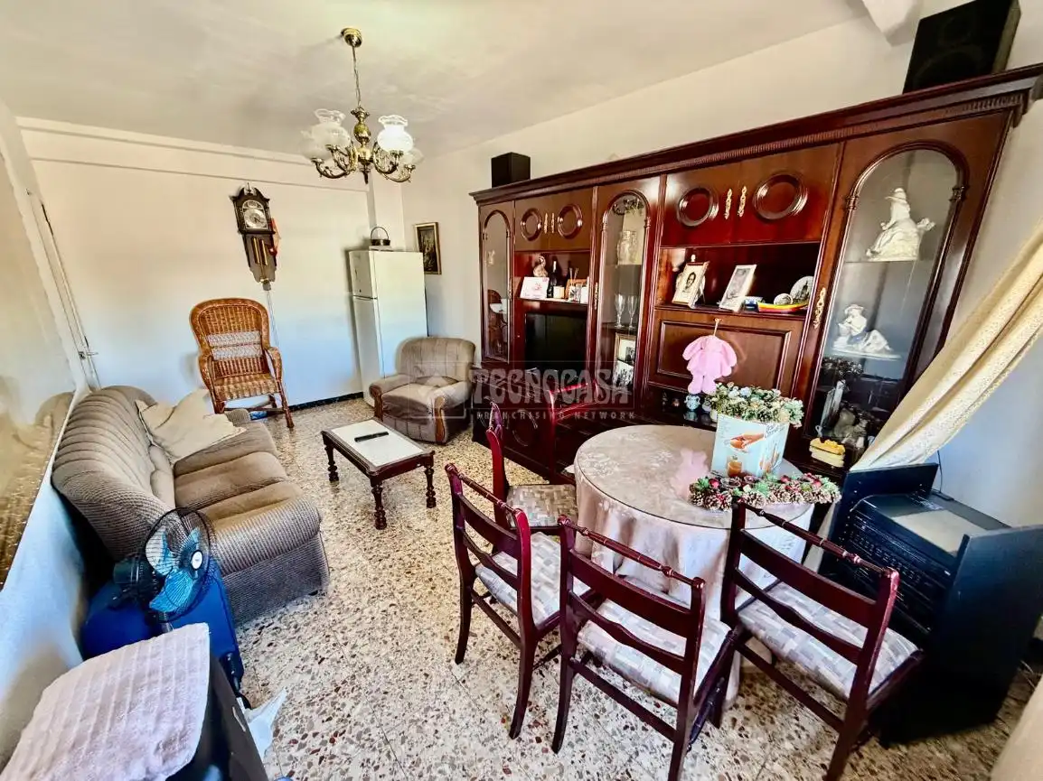 Sala de estar de Piso en venta en Ávila con Calefacción y Terraza