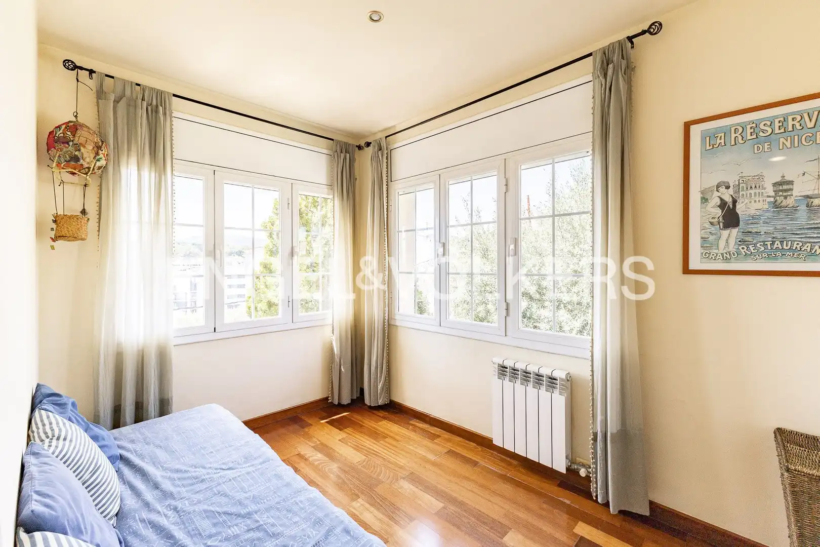 Habitación de Casa o chalet en venta en Arenys de Mar con Calefacción, Jardín privado y Terraza
