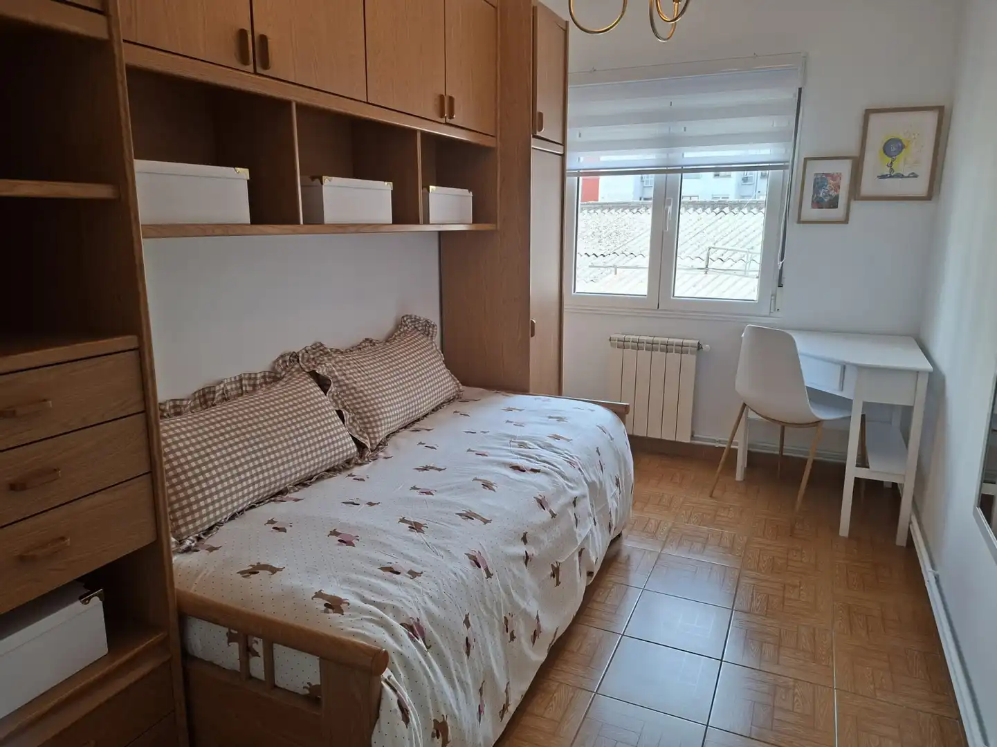 Bedroom of Flat for rent in Gijón   with Heating and Furnished