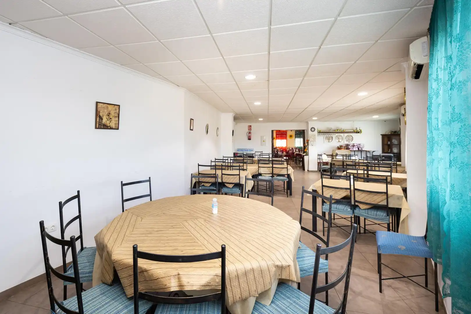Local en venta en Huélago