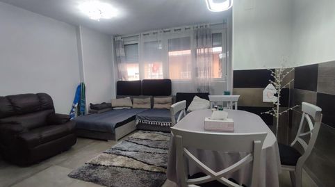 Foto 3 de Apartamento en venta en Pueblo, Guardamar del Segura