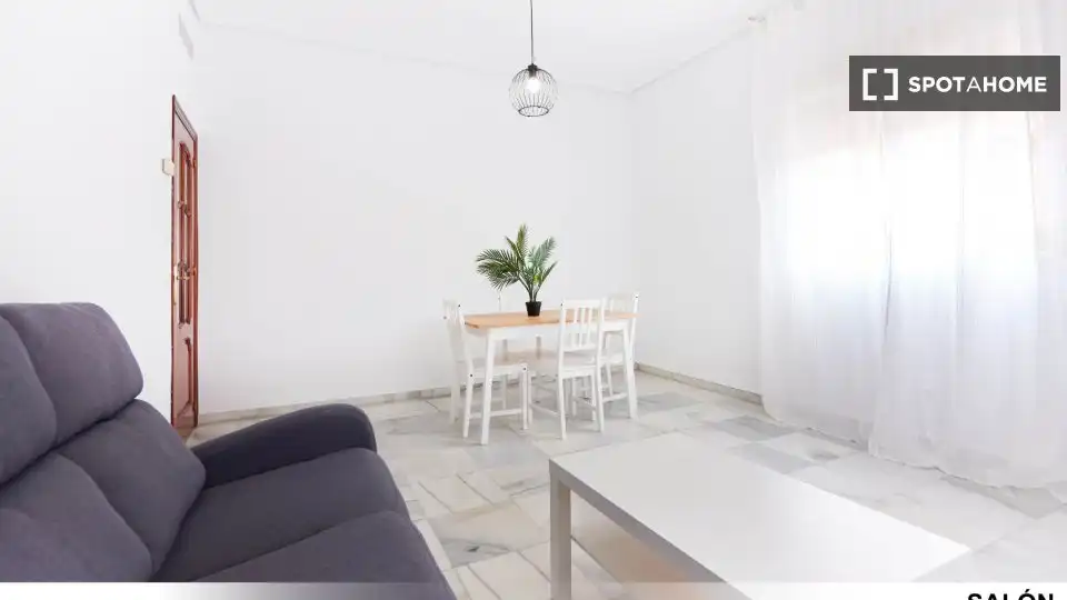 Room in Tiro de Línea