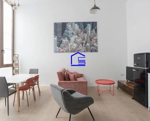 Sala d'estar de Apartament de lloguer en  Cádiz Capital amb Aire condicionat