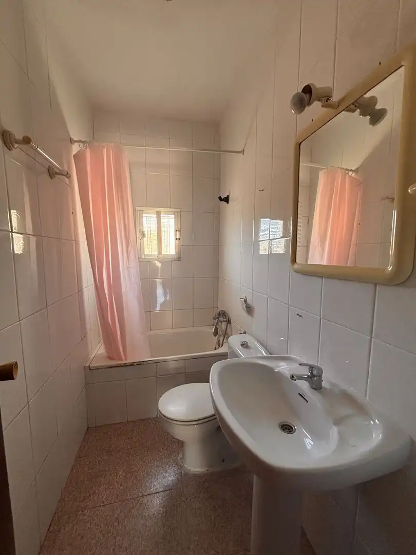 Bathroom of Flat for rent in Taberno