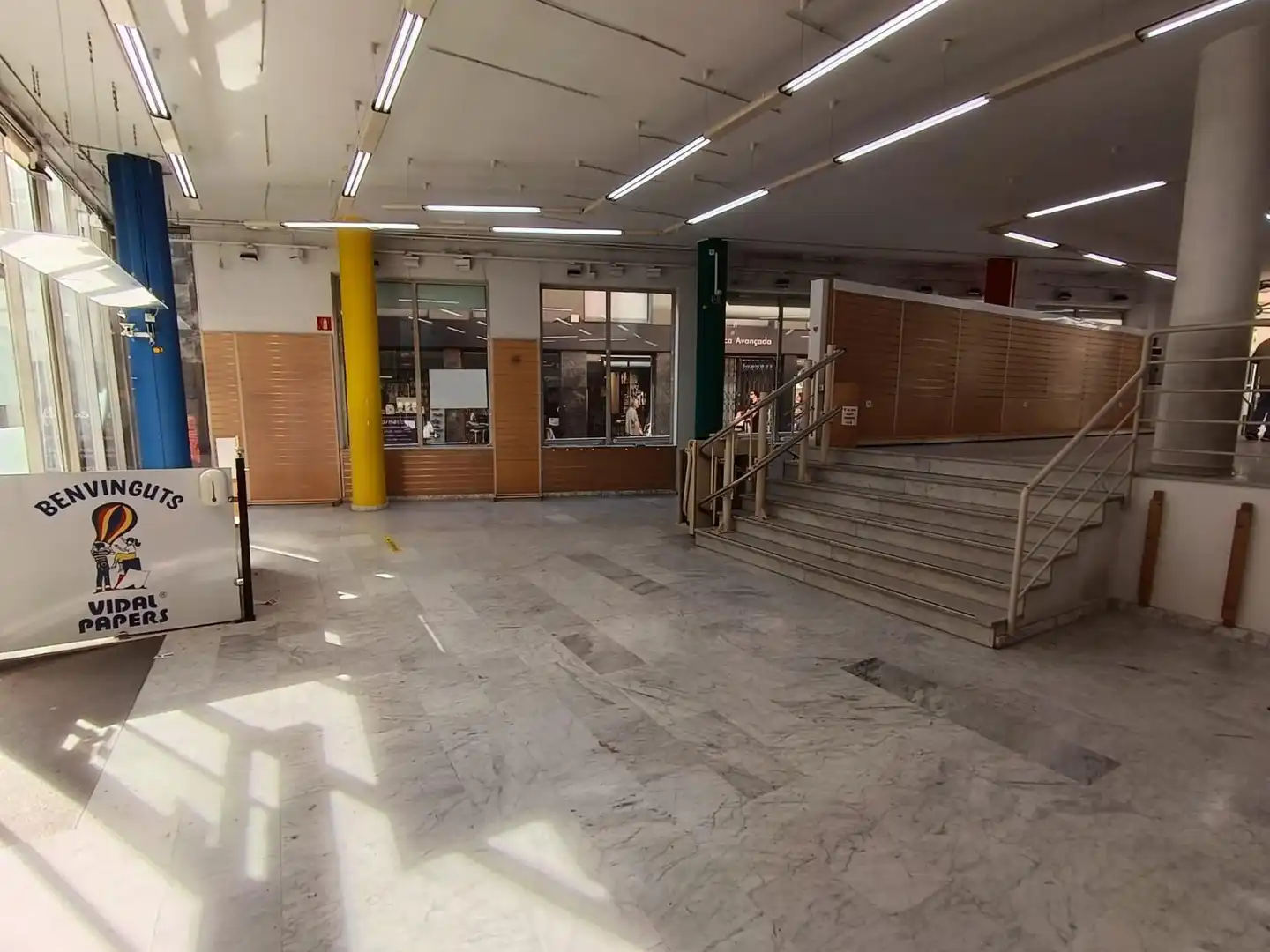 Local comercial de lloguer a Centre - Sant Oleguer, imagen 21