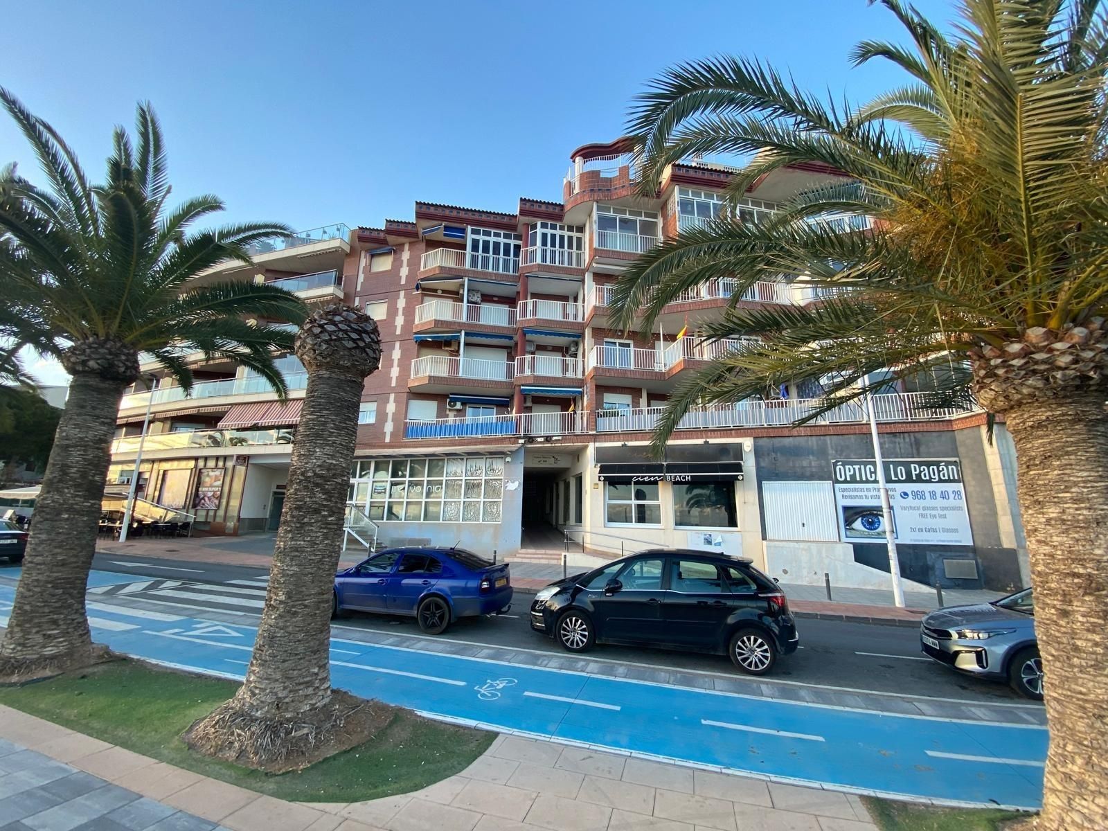 Außenansicht von Wohnung zum Verkauf in San Pedro del Pinatar mit Terrasse, Möbliert und Balkon