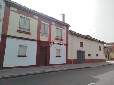 Casa en venda a Jacinto Barrio Aller