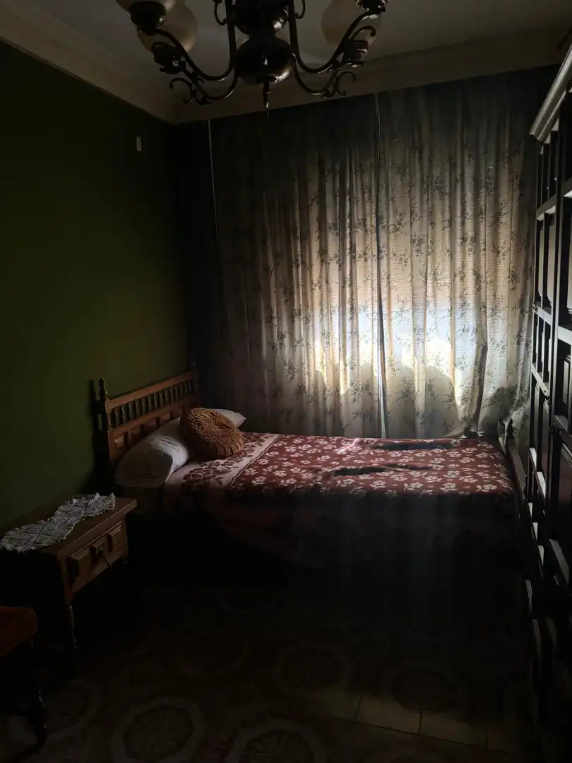 Dormitori de Pis en venda en Badajoz amb Aire condicionat, Moblat i Balcó
