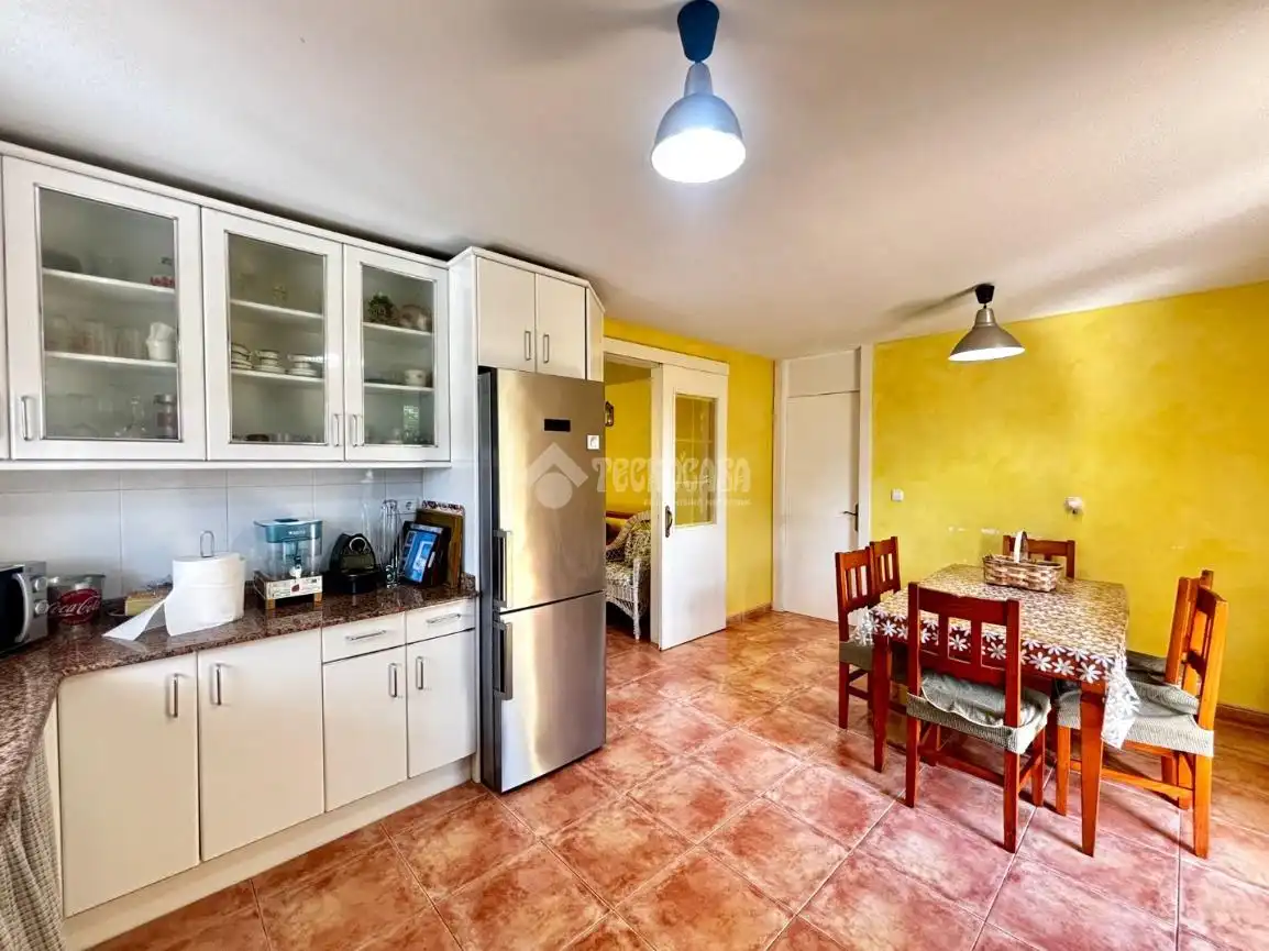 Kitchen of Houses for sale in Camargo  with Heating