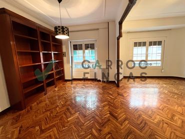 Piso con ascensor en venta en Calle de Bilbao