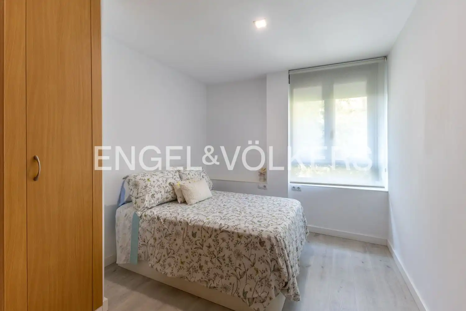 Bedroom of Flat for sale in Valencia  with Air Conditioner and Heating
