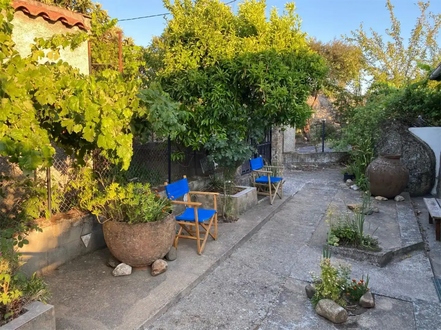 Terrassa de Casa o xalet en venda en Valencia de Alcántara amb Aire condicionat i Balcó