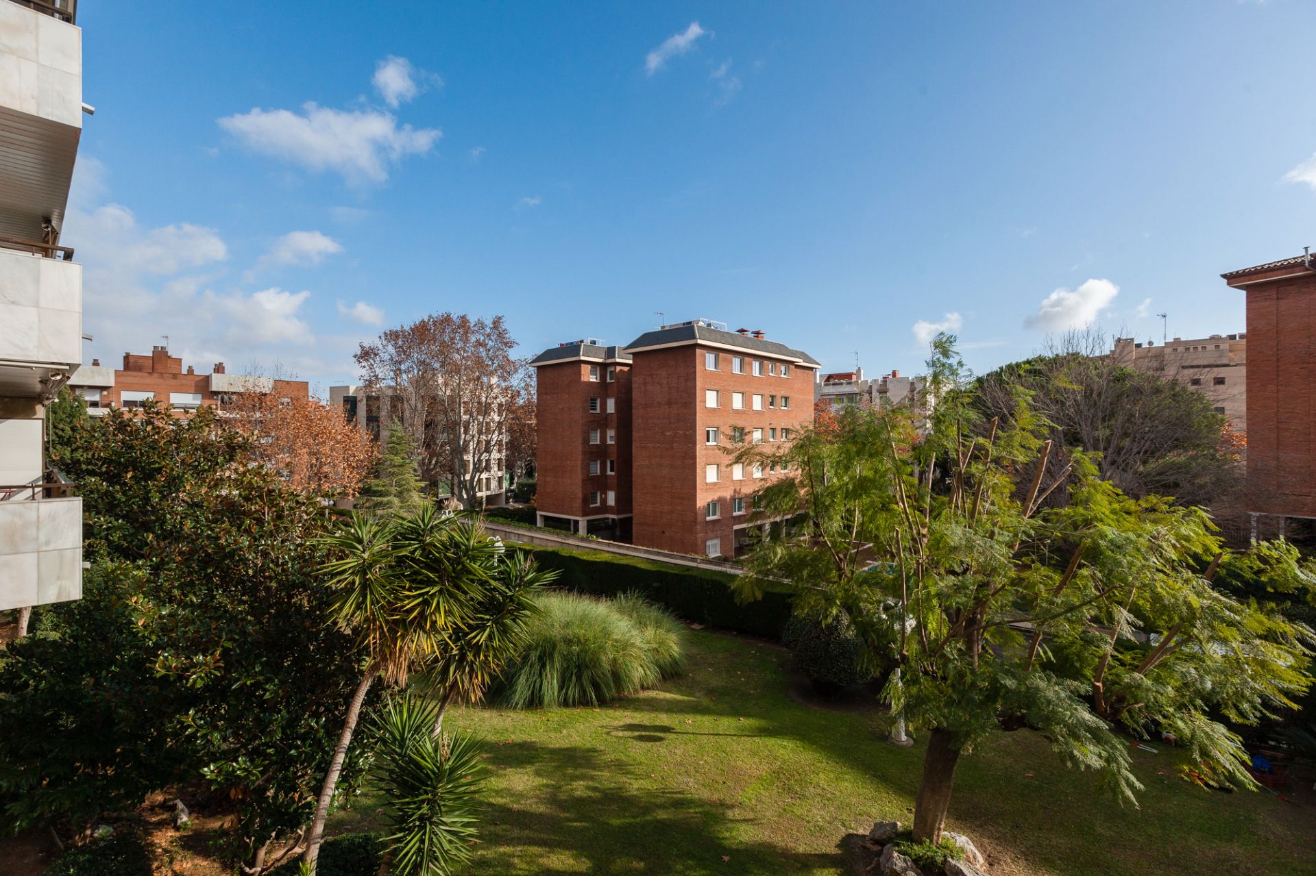 Exterior view of Flat to rent in  Barcelona Capital  with Air Conditioner, Heating and Parquet flooring