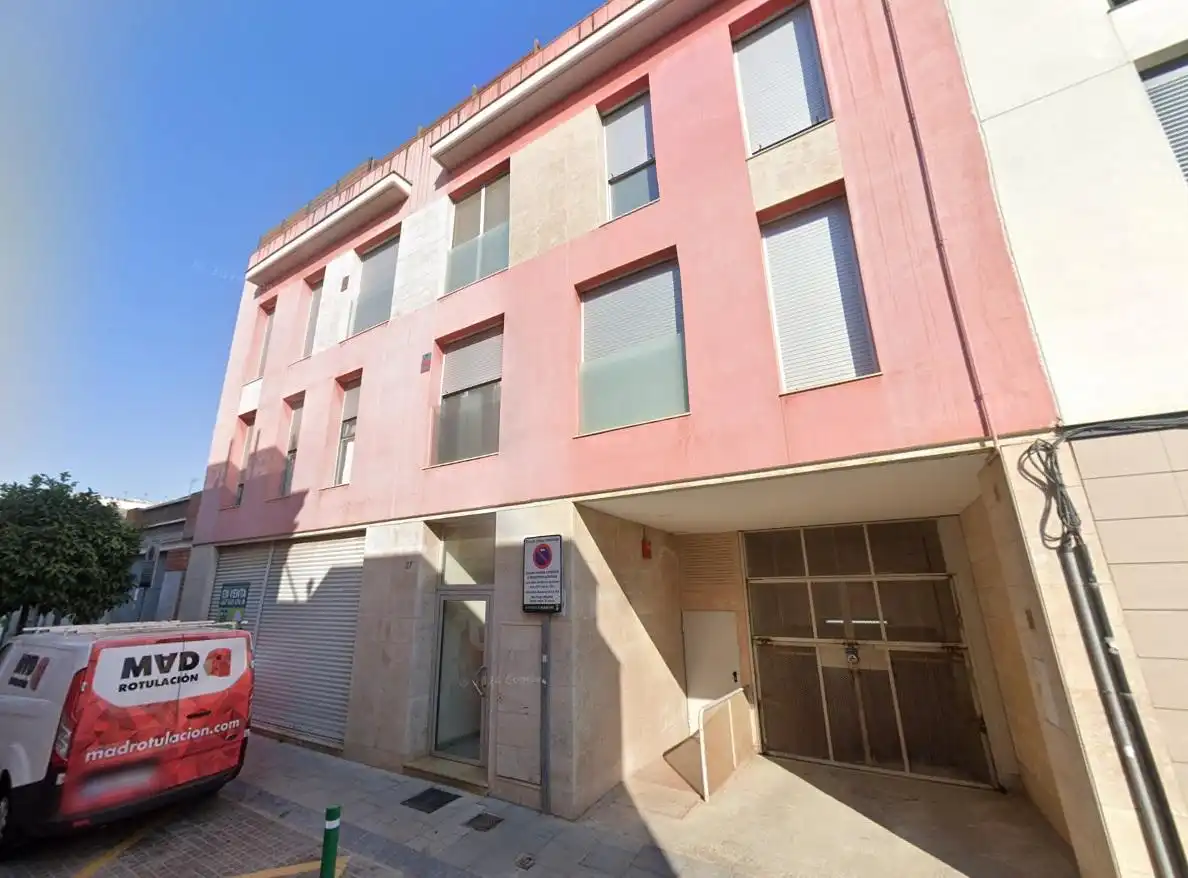 Vista exterior de Garaje en venta en Viladecans