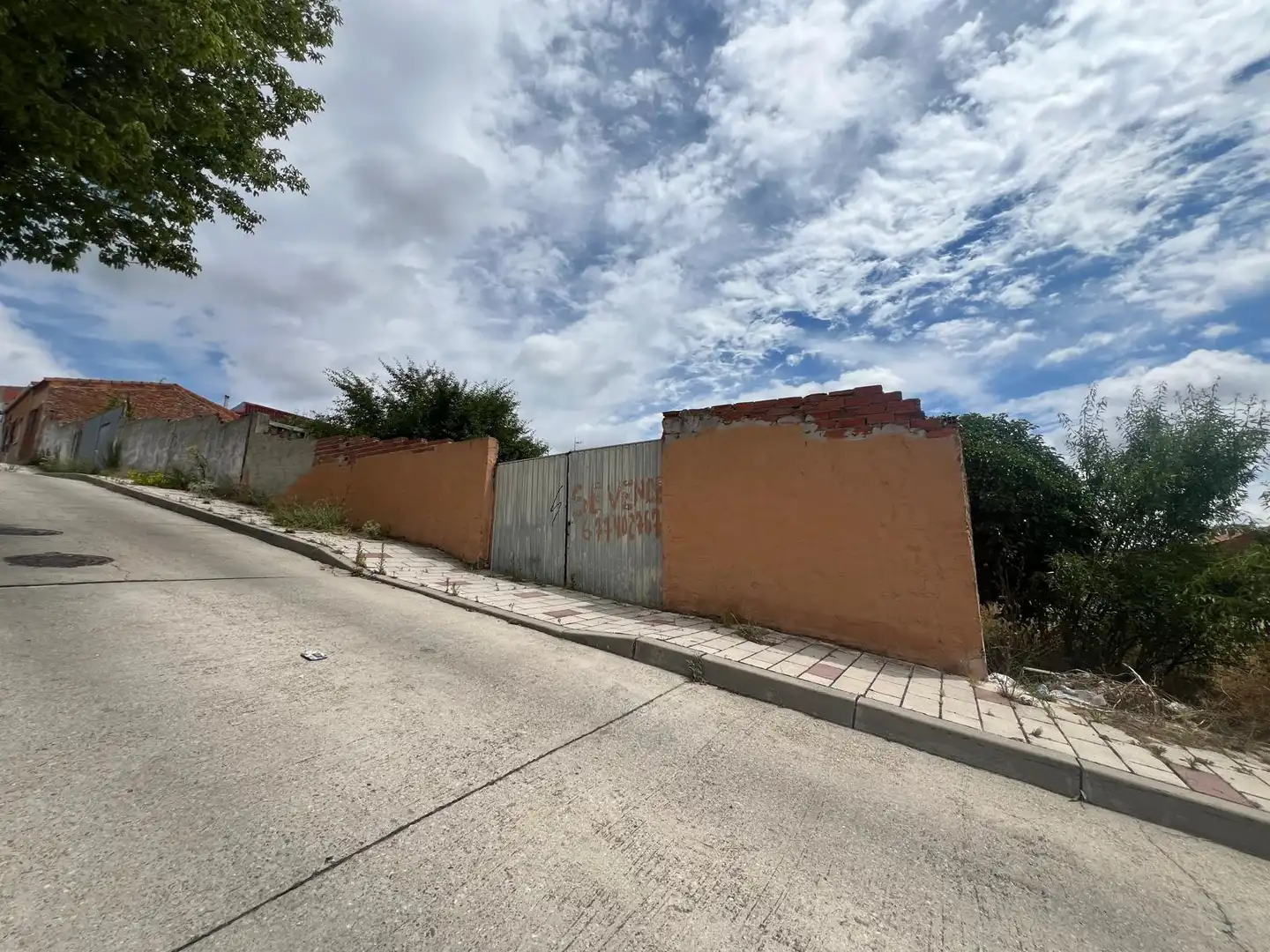 Terreno residencial en venta en Calle Rosa