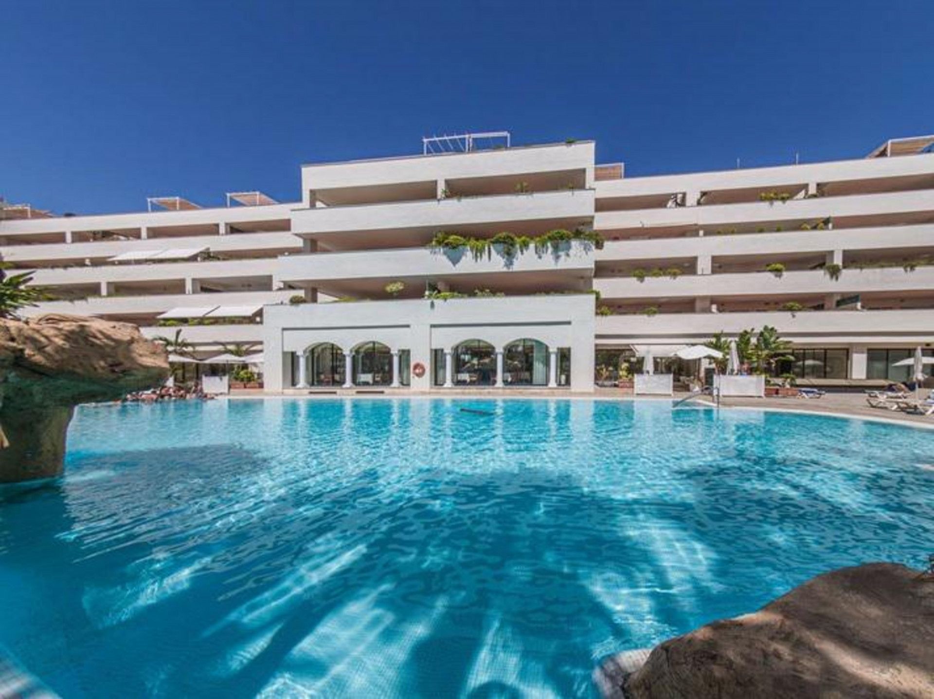 Piscina de Àtic de lloguer en Marbella amb Aire condicionat, Terrassa i Piscina