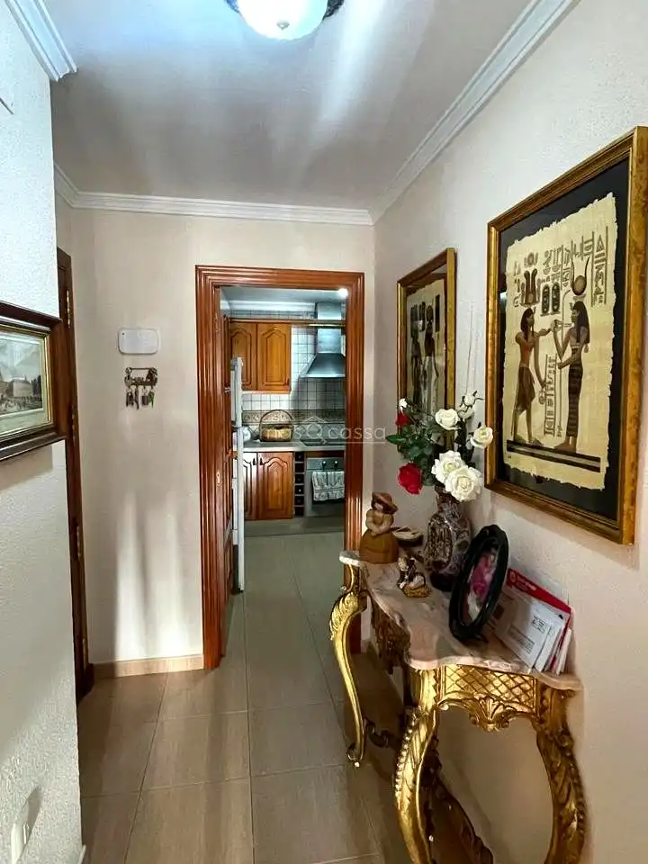 Flat for sale in La Línea de la Concepción  with Air Conditioner