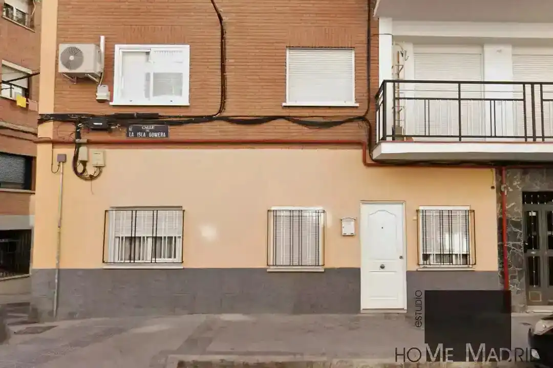 Piso con ascensor en venta en Calle de Isla de la Gomera