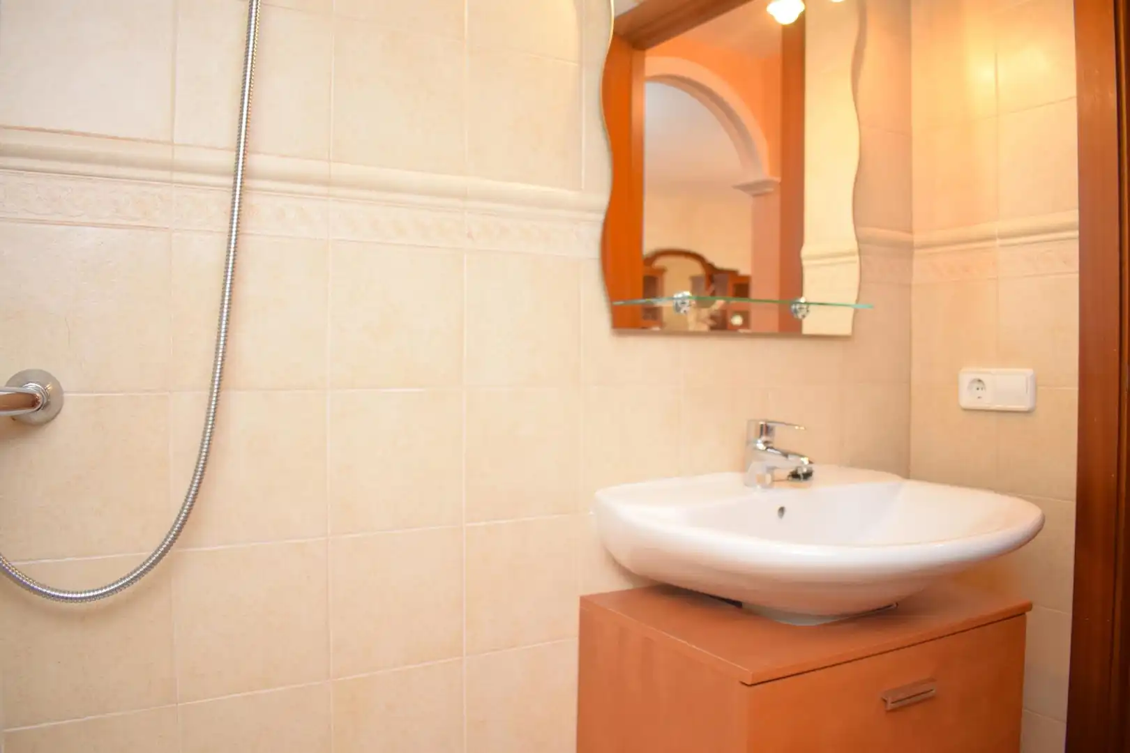 Badezimmer von Country house zur Miete in Sa Pobla mit Privatgarten, Terrasse und Möbliert