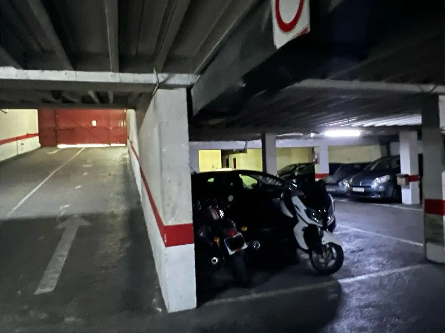 Moto à louer à Compromiso de Caspe 17
