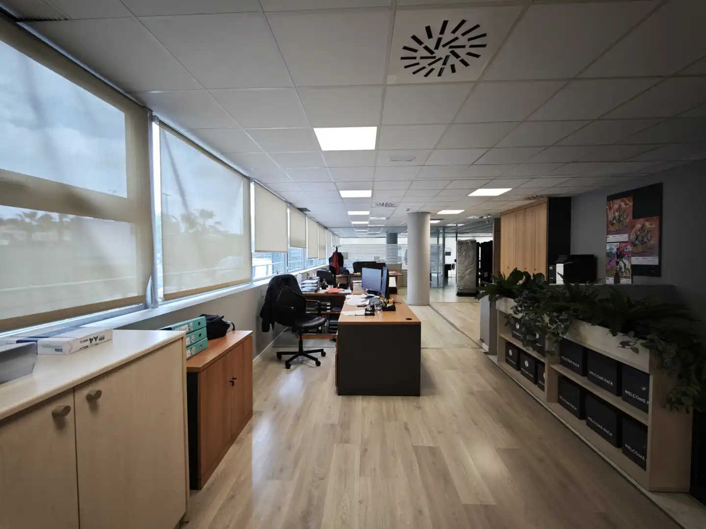 Oficina de lloguer en Sant Joan Despí amb Aire condicionat