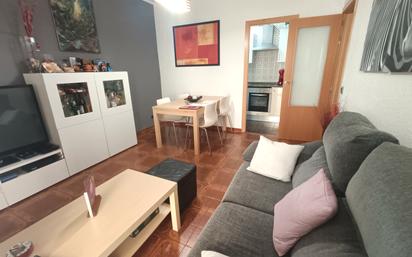 Sala d'estar de Pis en venda en Calella amb Calefacció, Terrassa i Moblat