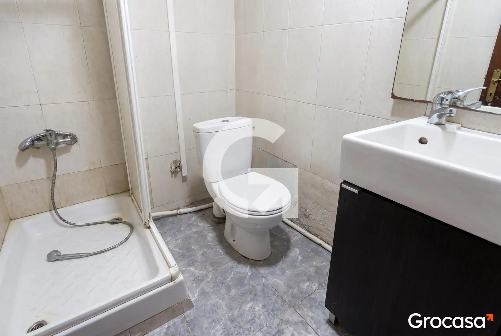 Baño de Piso en venta en L'Hospitalet de Llobregat con Terraza