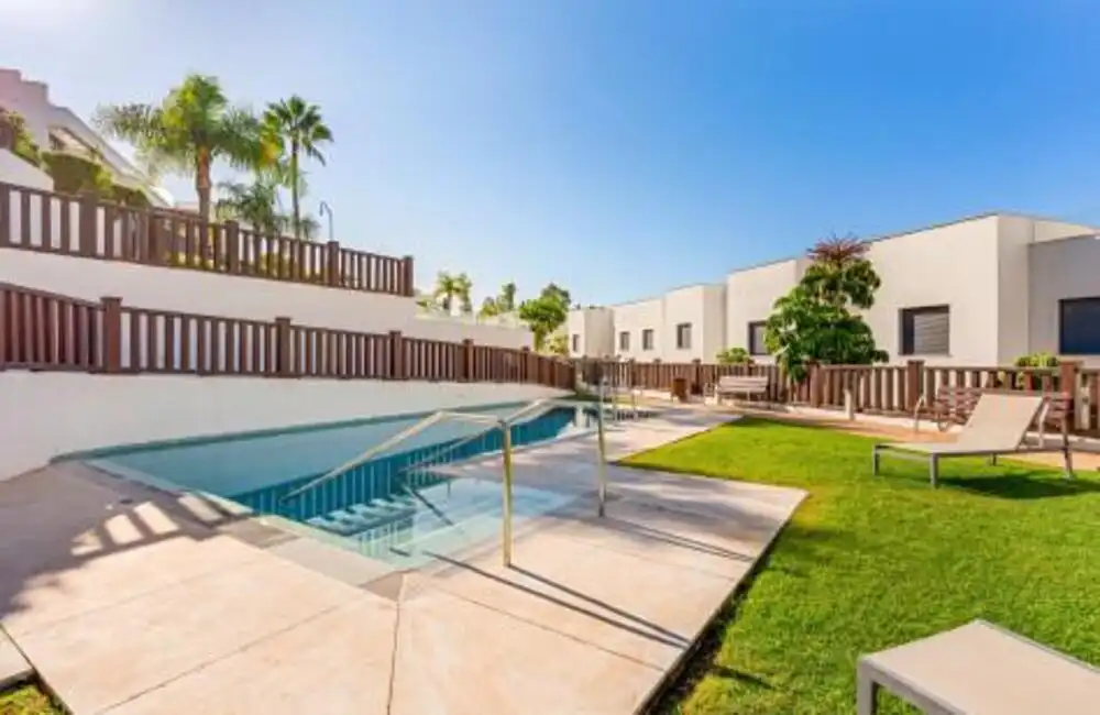 Adosado con piscina en venta en Milla de Oro, imagen 27