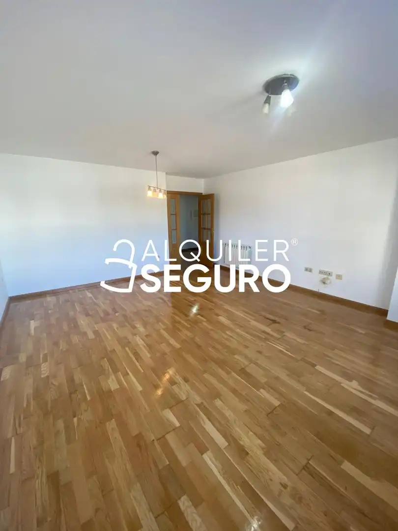 Schlafzimmer von Wohnung zur Miete in Guadalajara mit Klimaanlage, Heizung und Schwimmbad