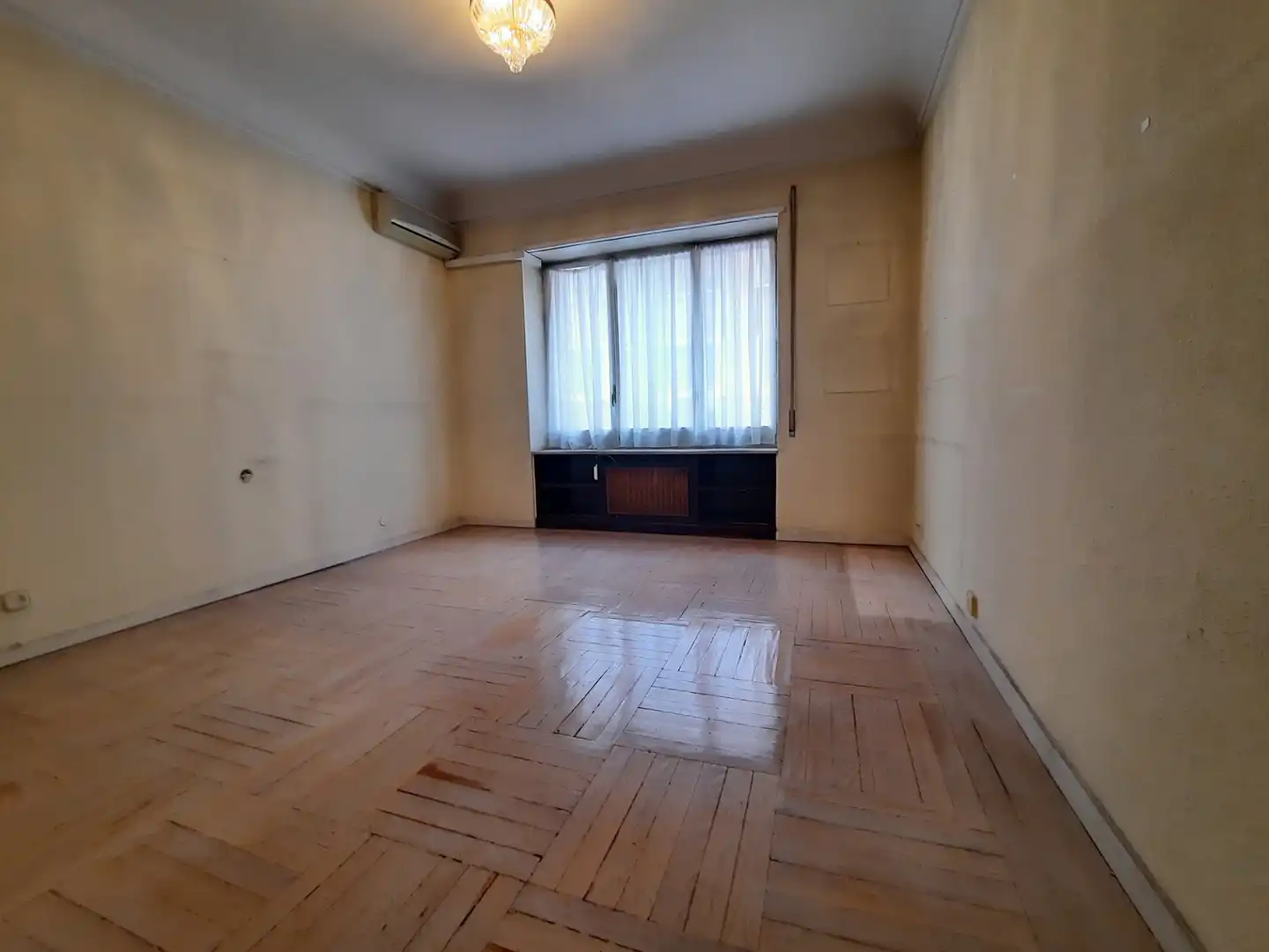 Schlafzimmer von Wohnung zum Verkauf in Madrid mit Heizung, Parkett und Terrasse