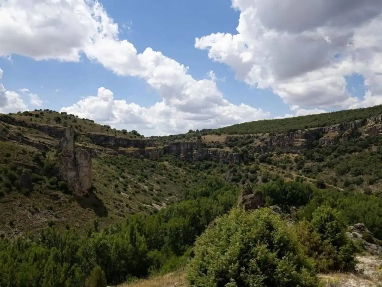Außenansicht von Gebäude zum Verkauf in Sigüenza