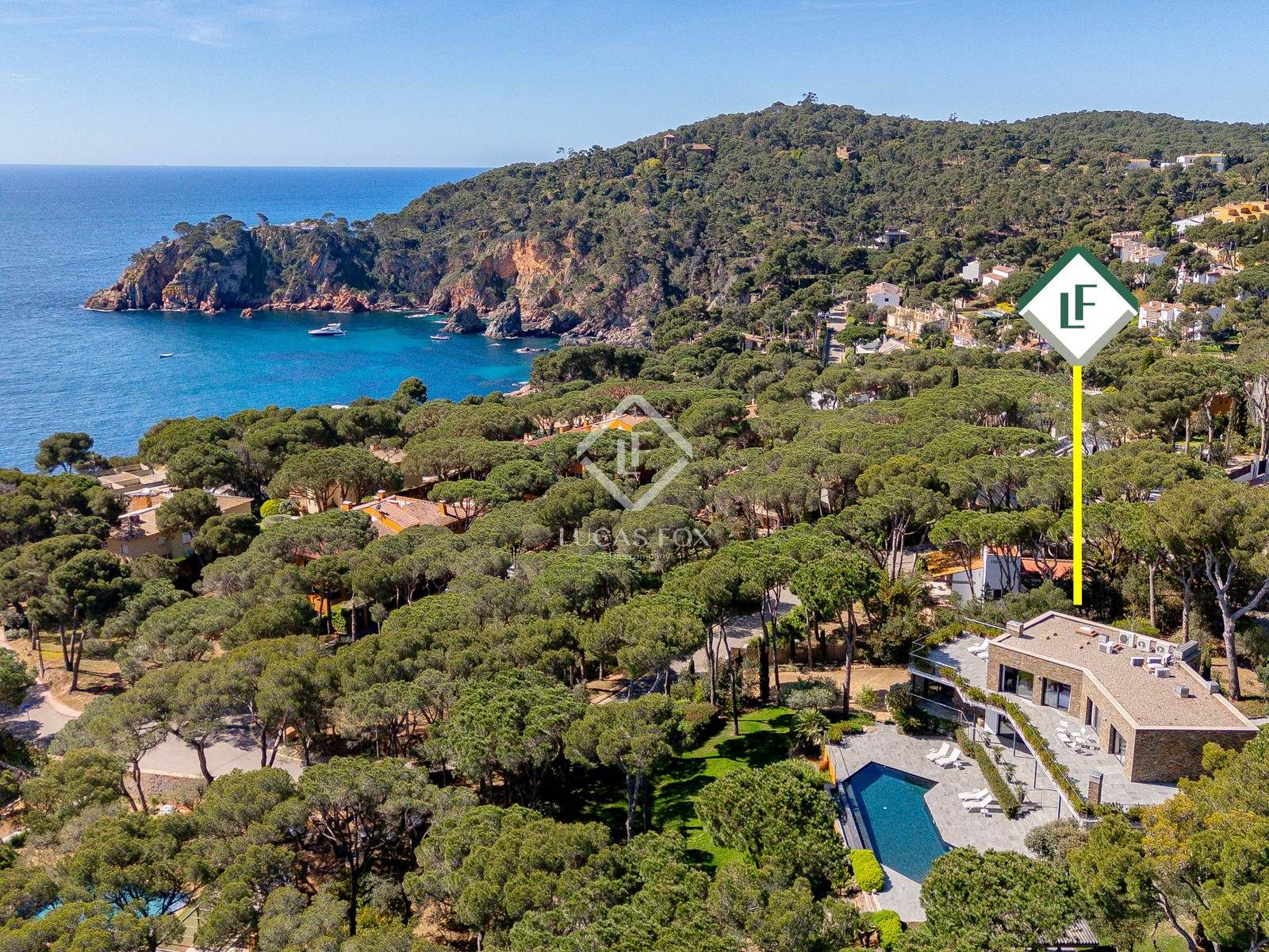 Exterior view of House or chalet for sale in Palafrugell  with Air Conditioner, Heating and Private garden