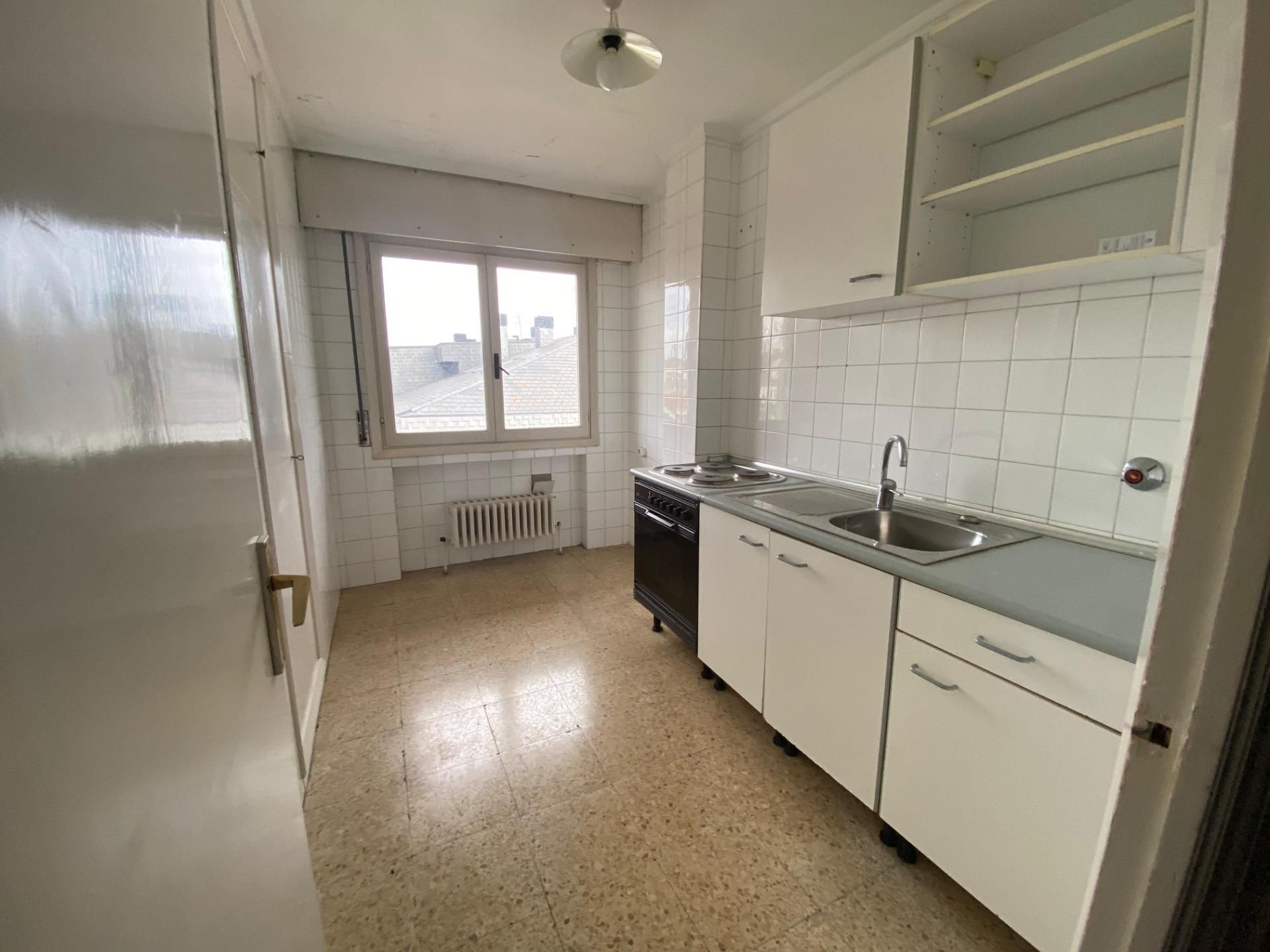 Cuina de Pis en venda en Getxo  amb Calefacció i Traster