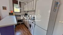 Cuina de Apartament en venda en Cambrils amb Aire condicionat, Terrassa i Moblat
