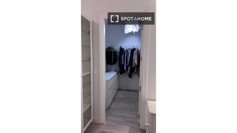 Habitación de Piso para compartir en Alcalá de Henares con Aire acondicionado, Calefacción y Amueblado