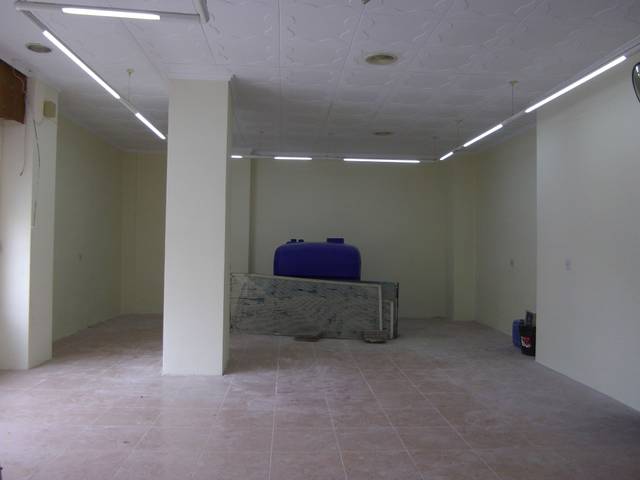 Local comercial en Venta en Hermanos Falcó