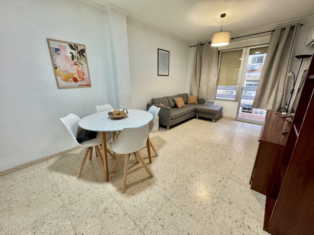 Sala d'estar de Pis de lloguer en  Córdoba Capital amb Terrassa