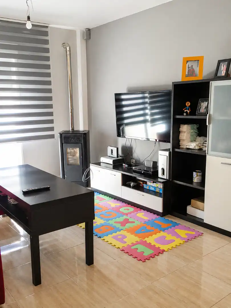 Flat with lift for sale in Calle Isla Madeira 2, imagen 2