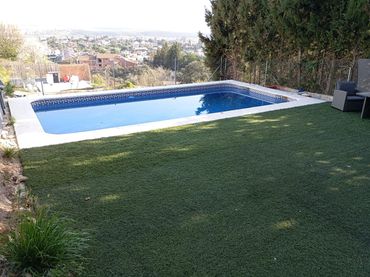 Casa amb piscina en venda a Periurbano Este - Campiña