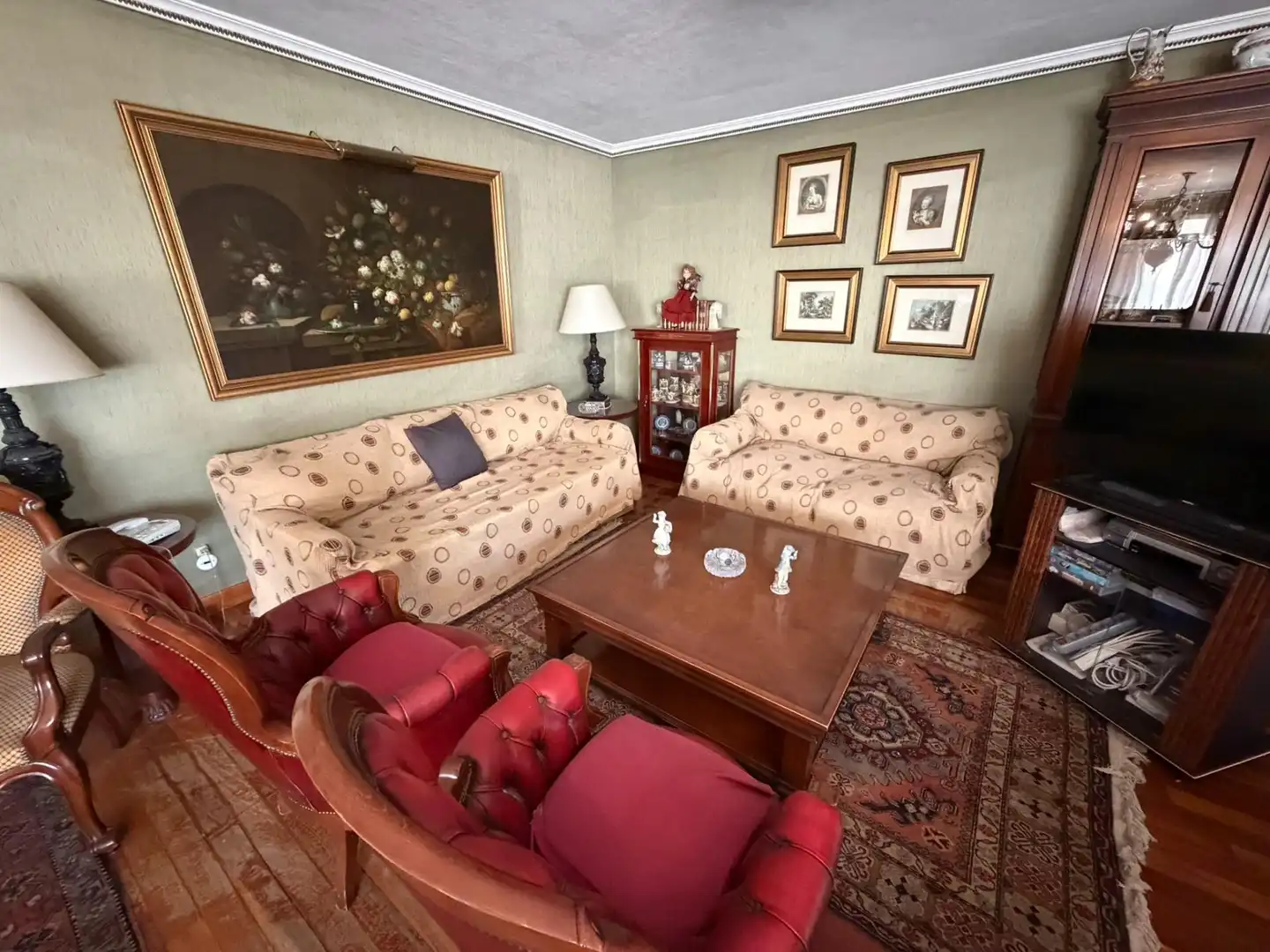 Sala d'estar de Pis en venda en Ponferrada amb Calefacció, Traster i Balcó