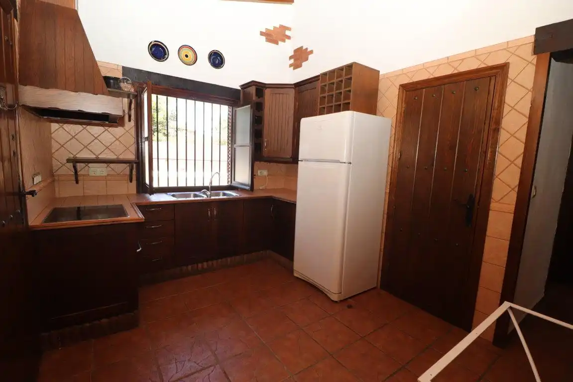 Cocina de Casa o chalet de alquiler en Alhaurín El Grande con Aire acondicionado, Jardín privado y Piscina