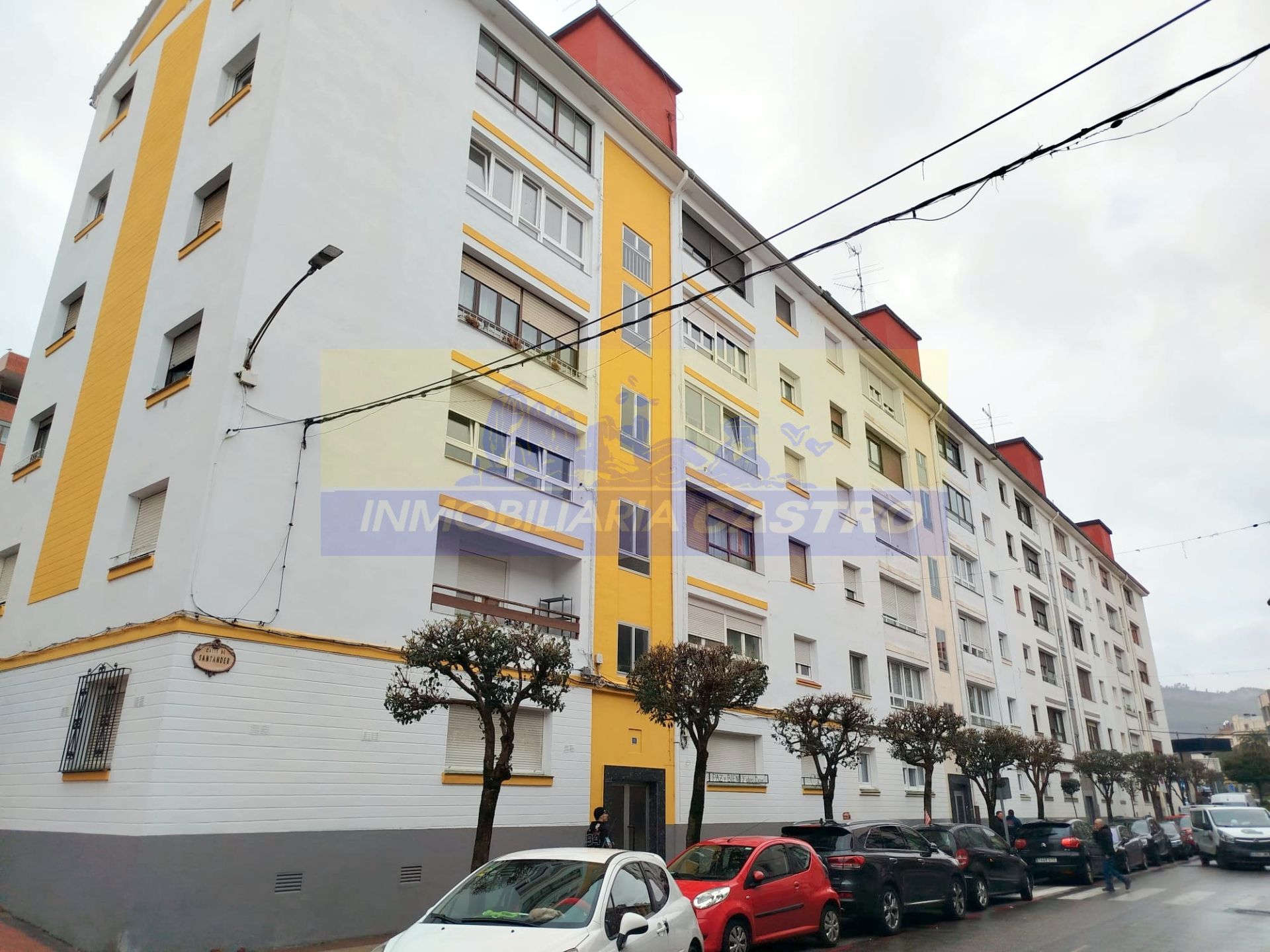 Vista exterior de Pis en venda en Castro-Urdiales amb Moblat