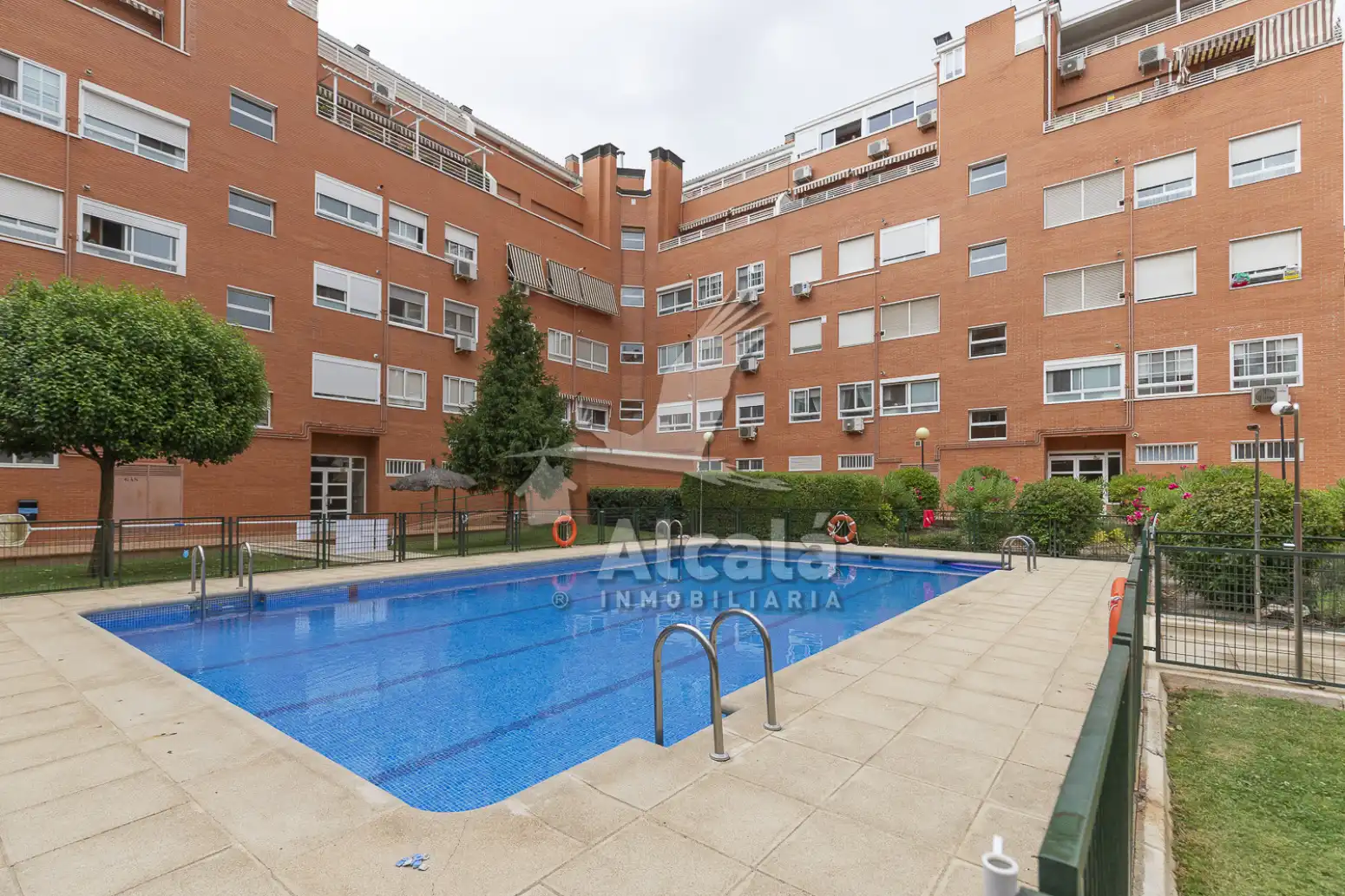 Vista exterior de Piso en venta en Arganda del Rey con Aire acondicionado, Calefacción y Jardín privado