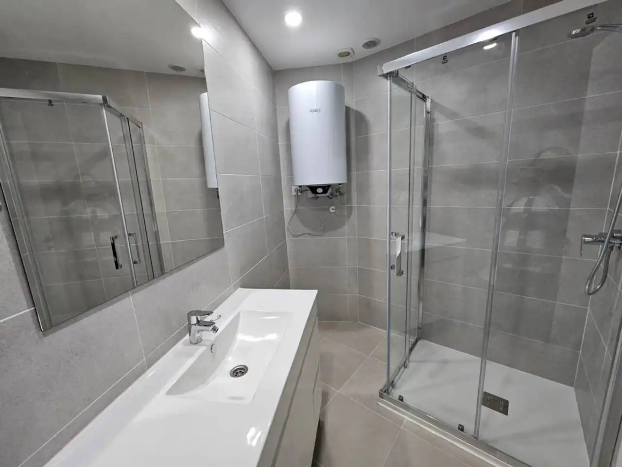 Bany de Estudi en venda en Barcelona amb Aire condicionat, Calefacció i Parquet