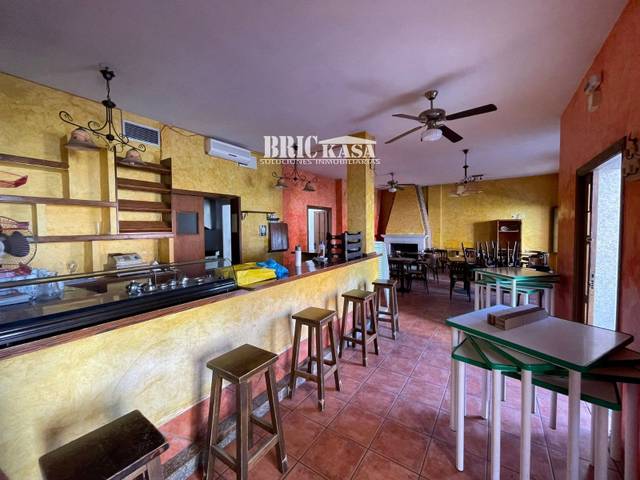 Local comercial en Alquiler en Calle las Eras en Torreorgaz