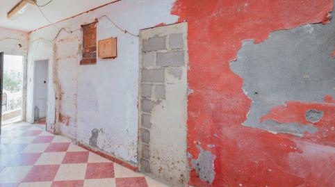 Foto 2 de Casa adosada en venda a C/ Cuevas San Roque, La Chanca - Pescadería, Almería